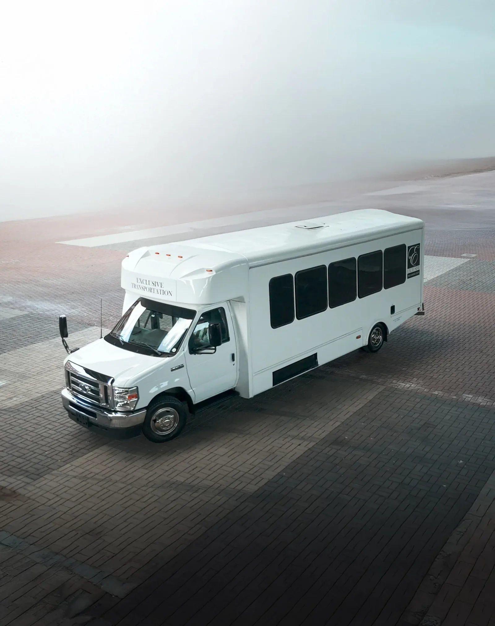 Executive Buses — photo 2