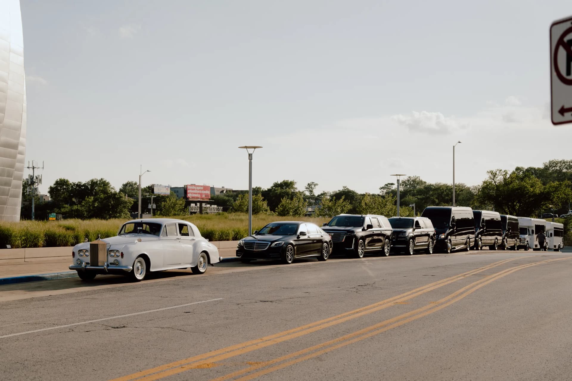 Kansas City luxury event transportation — ExclusiveKC limousines and black cars