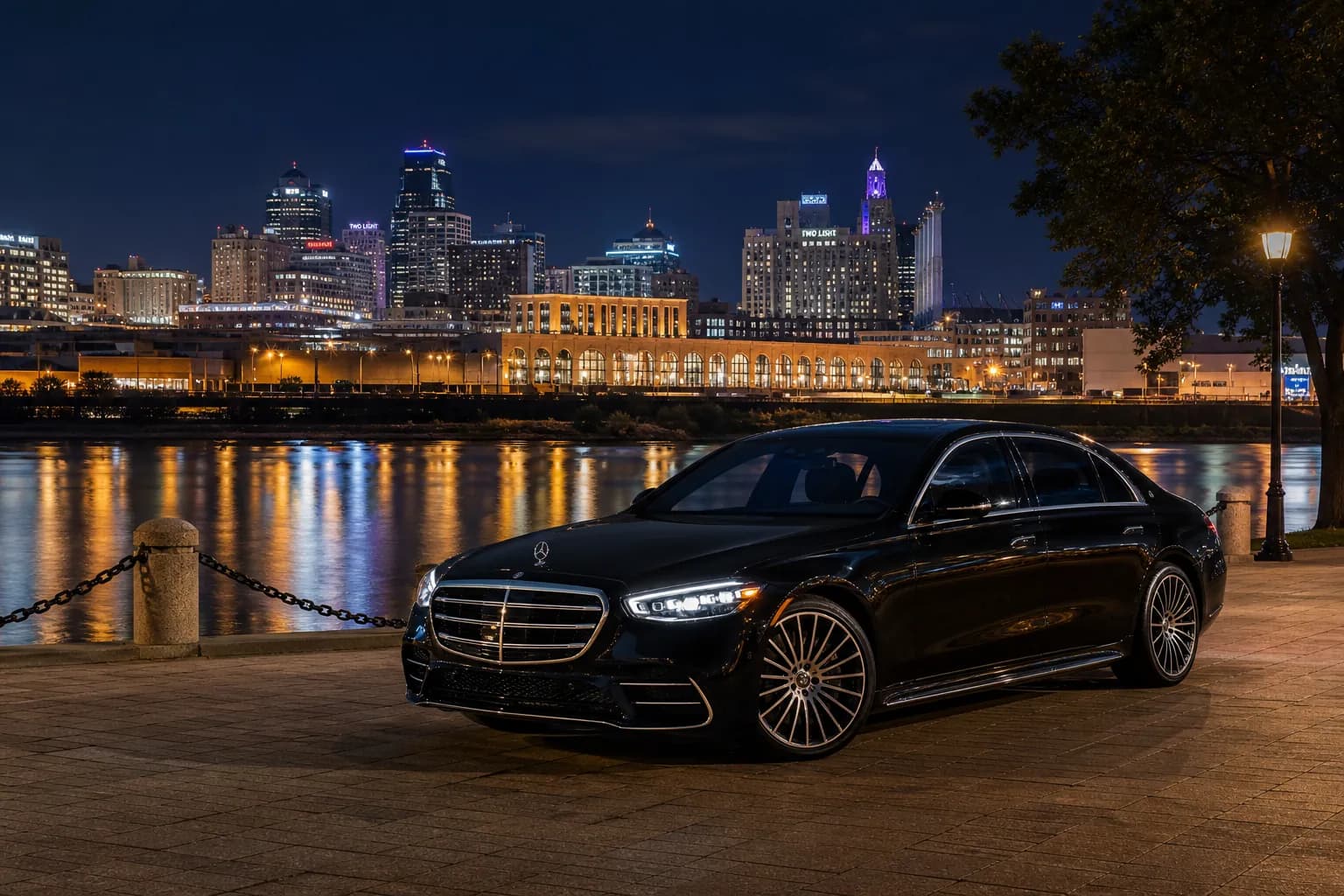 Kansas City skyline and downtown — contact ExclusiveKC for limo and black car service