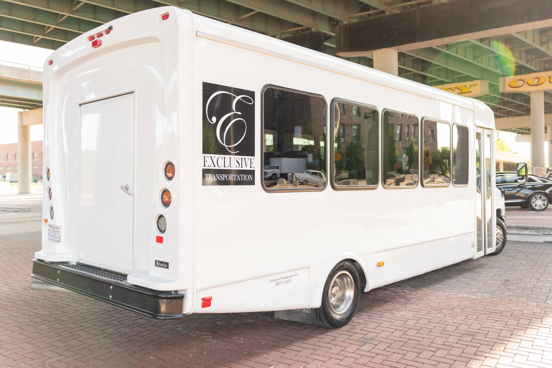 Corporate Group Transportation — ExclusiveKC Kansas City luxury transportation