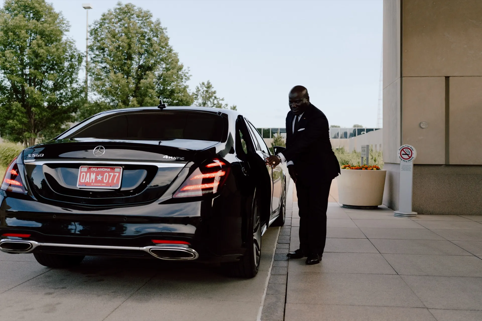 Kansas City Wine Tours — ExclusiveKC Kansas City luxury transportation